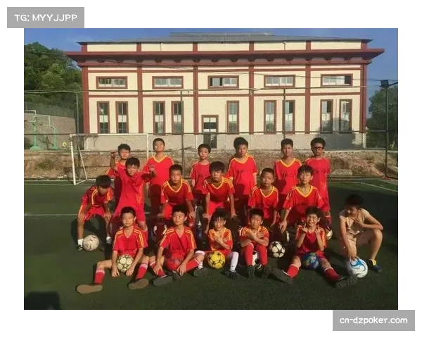 英超青训营结合历史教育，圣诞休战杯传承和平主题