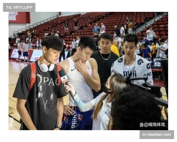 现场球迷互动环节，小球迷命中半场投篮获大奖